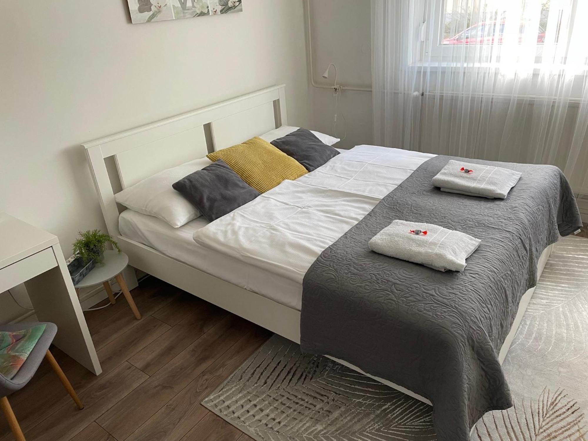 Magnolia Apartman Gyor Luaran gambar
